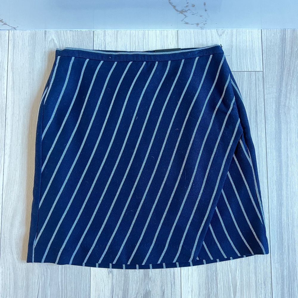 Banana Republic Navy and White Pencil Skirt